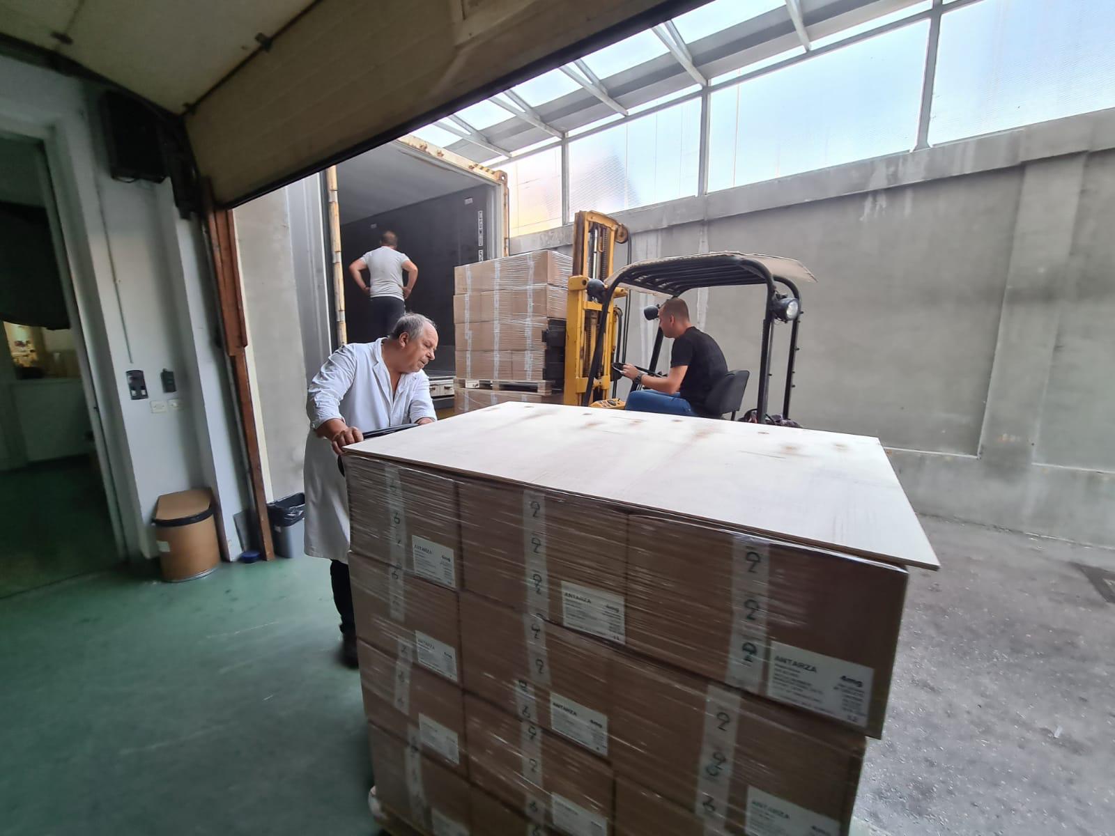 منتج أو مخزن 2