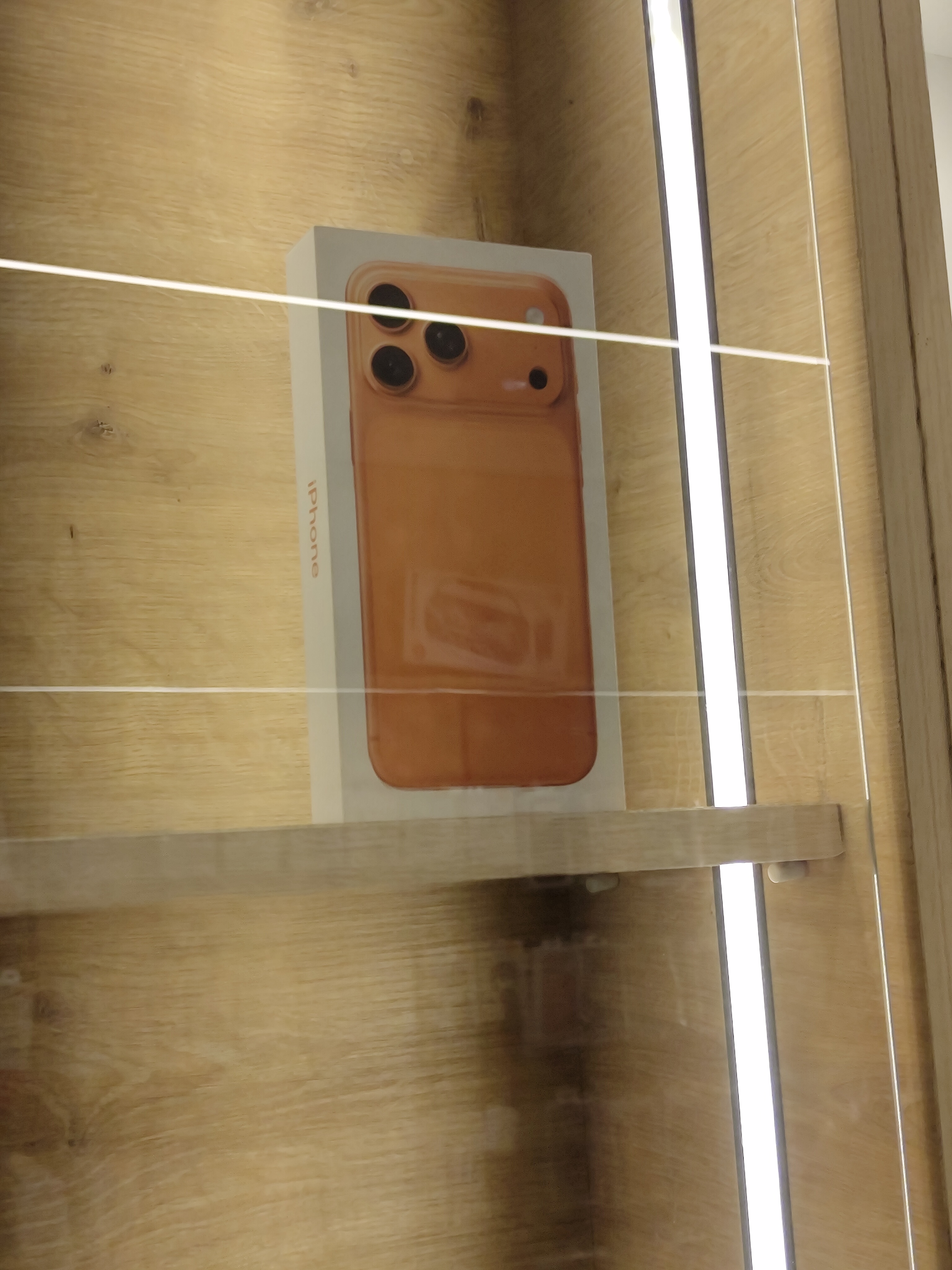 شركـة الـمالطي للهواتف،iphone